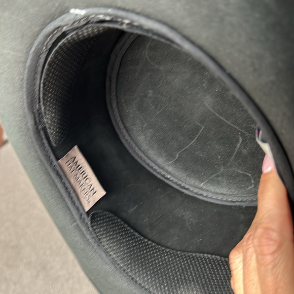 Leather top hat - Picture 2 of 3